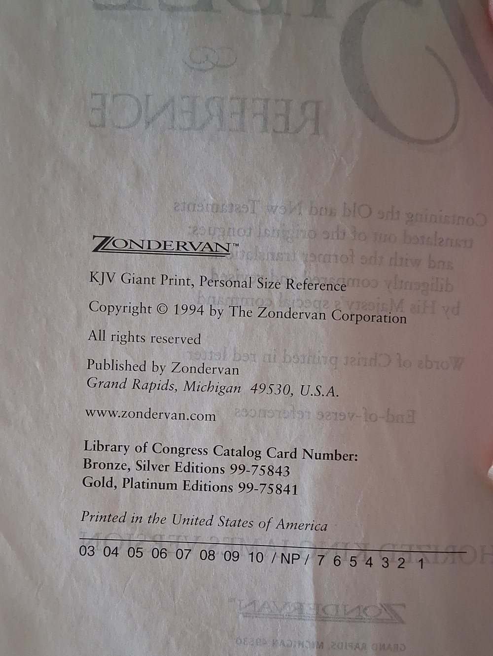 Ziondervan King James Reference HOLY BIBLE Large Print - Picture 7 of 16